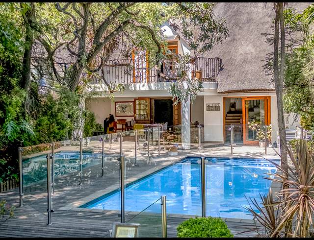 7 BEDROOM HOUSE FOR SALE IN BRYANSTON
